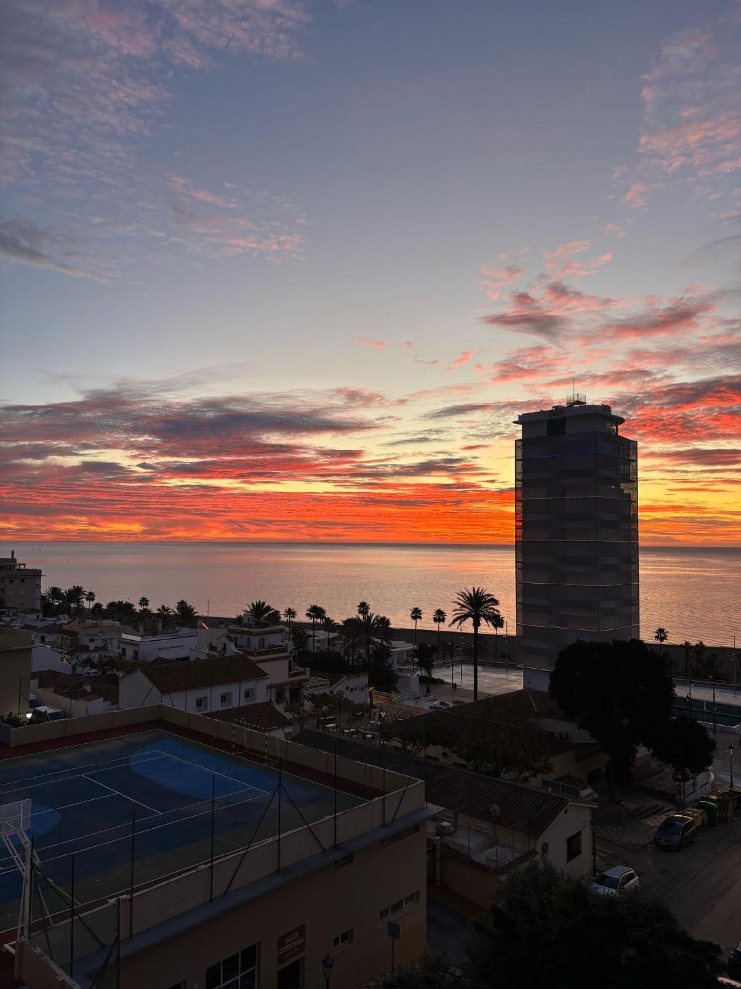 Large Three Bedroom Apartment Panoramic Sea Views Estepona Buitenkant foto